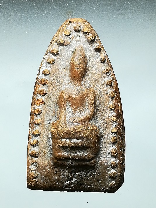 พระสรรค์นั่งข้างเม็ด หลวงพ่อกวย วัดโฆสิตาราม จ.ชัยนาท ปี 2515