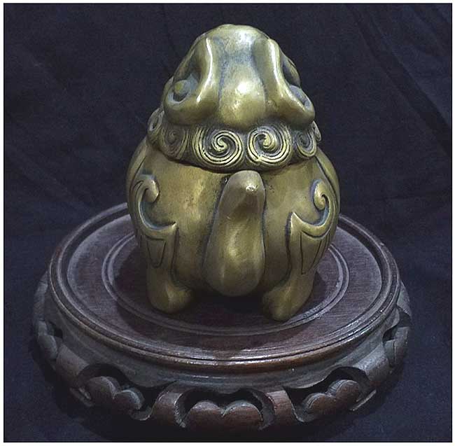 *เตากำยานทองเหลือง ปี่เซี้ยะเล็ก*