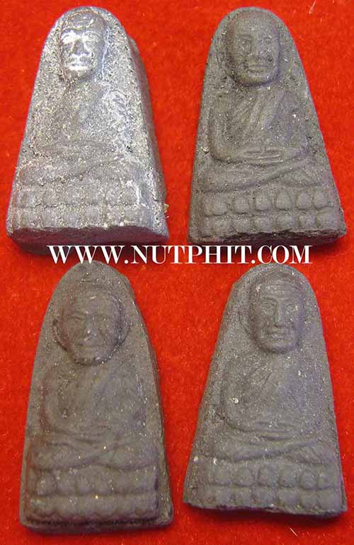 ชุด 4 องค์หลวงปู่ทวด วัดช้างให้ รุ่นปลดหนี้ พ.ศ. ๒๕๓๙*104