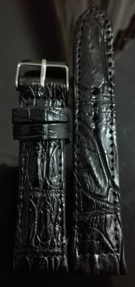 สายนาฬิกา ซับในเป็นหนังวัว ด้านบนเป็นหนังจระเข้แท้ สีดำ