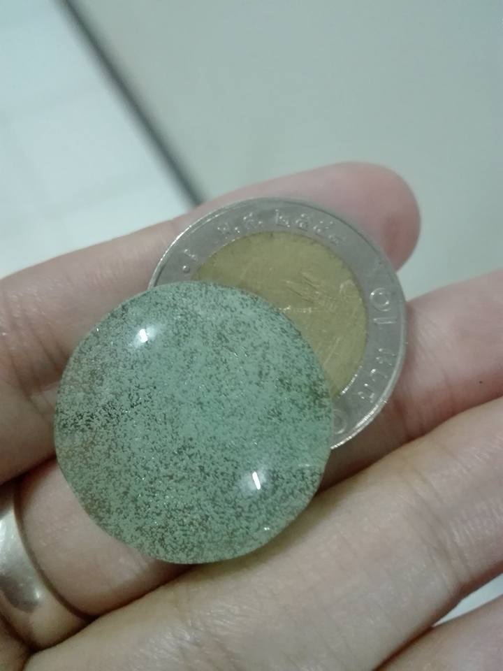 ไหลน้ำพี้ฟ้าอ่อนๆ ฟองสมุทร หรือเพชรน้ำพี้ หายาก เม็ดใหญ่ๆ ขนาดเส้นผ่าศูนย์กลาง 2.5 ซม. ของแท้ หายาก 