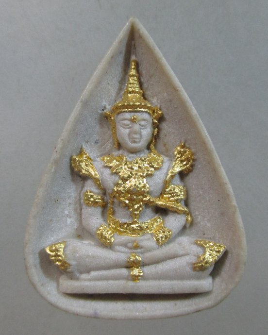 ๒๐ พระแก้วมรกต วัดใหญ่ชัยมงคล จ อยุธยา ปัดทอง