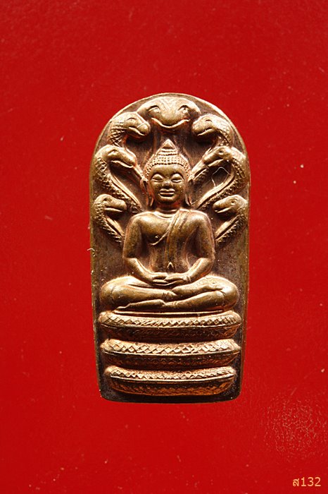 พระปรกใบมะขาม รุ่น 2 หลวงพ่ออุ้น วัดตาลกง ปี 2547