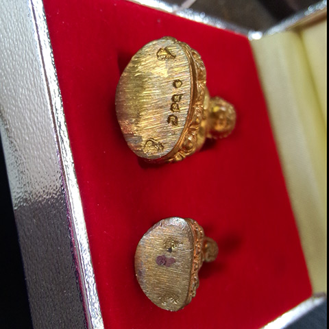 พระกริ่ง-พระชัยวัฒน์ ปวโร 84พรรษา สมเด็จพระญาณสังวร หมายเลข 1675 สวยสมบูรณ์ ภายในกล่องเดิมครับ