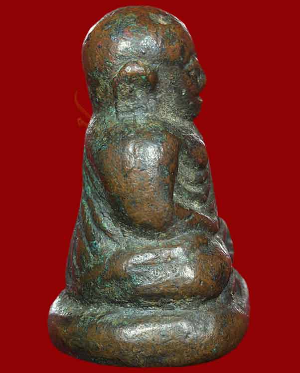 หลวงพ่อเงิน    วัดบางคลาน พิมพ์ ขี้ตา ฐานสูง กรุวัดขวาง อ.โพทะเล จังหวัดพิจิตร  ฐานเรียบไม่ตอกโค๊ต 