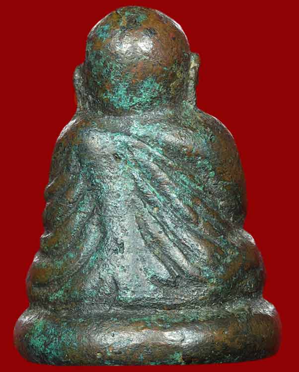 หลวงพ่อเงิน    วัดบางคลาน พิมพ์ ขี้ตา ฐานสูง กรุวัดขวาง อ.โพทะเล จังหวัดพิจิตร  ฐานเรียบไม่ตอกโค๊ต 