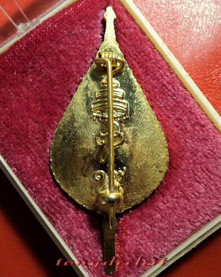 ล็อกเก็ตสมเด็จพระญาณสังวร วัดบวรนิเวศ สวยมากพร้อมกล่องเดิมค่ะ