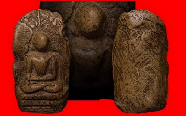 พระคงกรุเก่า ฟอร์มตรงพิมพ์ทรงเดิมจากกรุ คลาสสิค เข้มขลัง สวยคามภาพไร้อุดซ่อมครับท่าน 