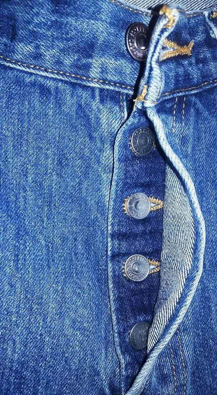 levi's 501 red tab Made in Mexico ของแท้ เอว 33 วัดจริง 35 