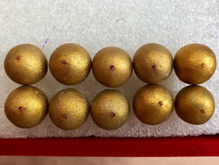 1#เคาะเดียวแดง++ ลูกอมเมตตามหานิยม โค๊ทนะ คัดสวย โค๊ทชัดๆ เนื้อว่านดอกทองผสมผงพรายกุมารปี 54 จำนวน 1