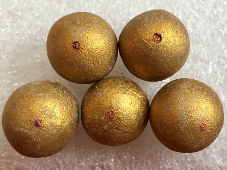 ฺฺB#เคาะเดียวแดง++ ลูกอมเมตตามหานิยม โค๊ทนะ คัดสวยโค๊ทชัดๆเนื้อว่านดอกทองผงพรายกุมารปี 54จำนวน 5 ลูก