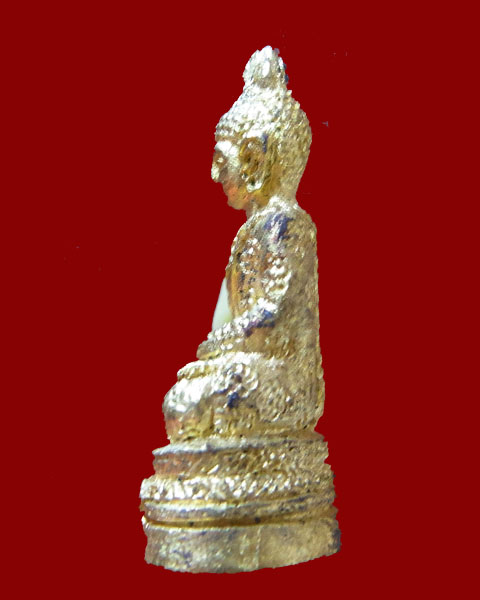 หลวงพ่อเพชร วัดลานบุญ เขตลาดกระบัง กทม.