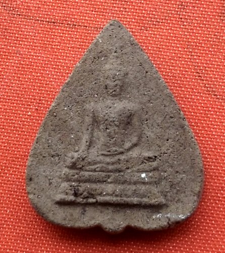 เริ่ม 10 บาท กับ พระเนื้อดิน  …D778