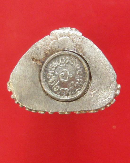 พระกริ่งเกษม รุ่น ญสส เนื้อเงิน หลวงพ่อเกษม เขมโก ปี 2533 กล่องเดิมหายากคะ  