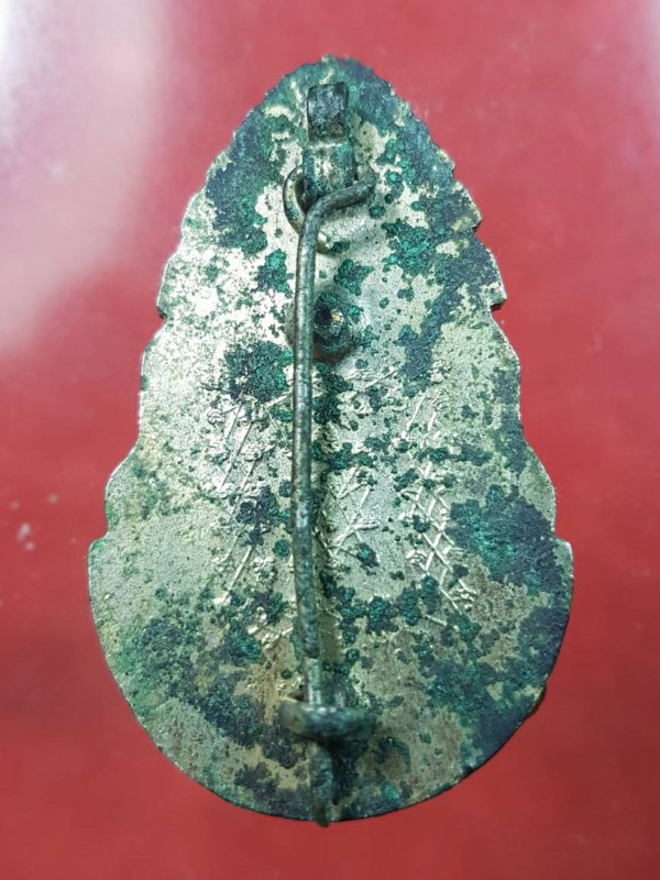 เคาะเดียว เข็มกลัดหลวงพ่อฤาษีลิงดำ วัดท่าซุง ปี2528 