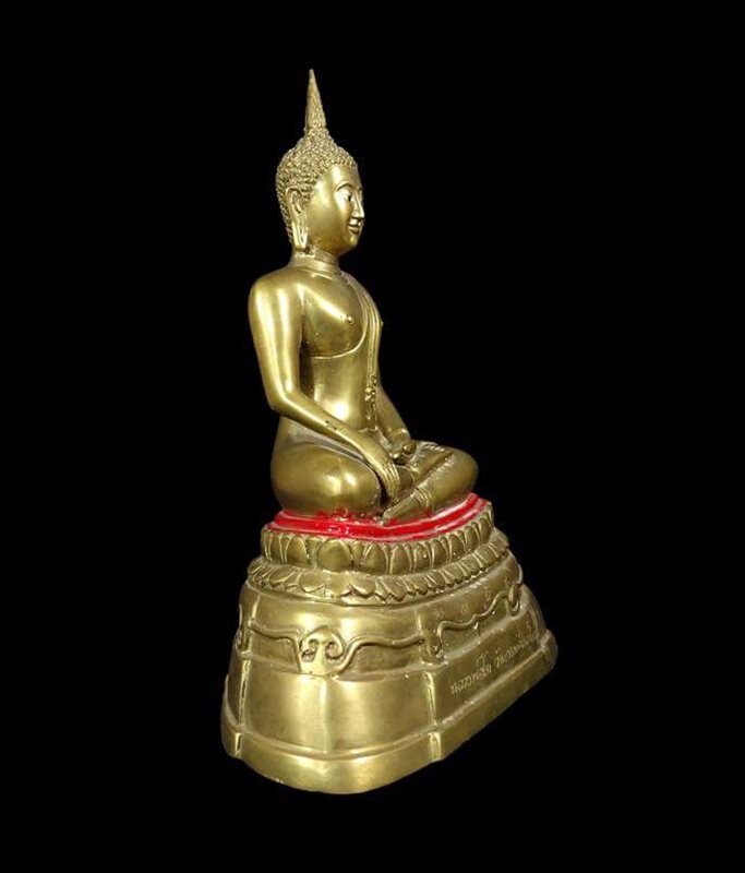 พระบูชาหลวงพ่อโต วัดบางพลีใหญ่ใน สมุทรปราการ ขนาด5นิ้ว สวยสมบูรณ์ครับ.