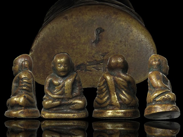 หลวงพ่อเงิน วัดห้วยเขน จ.พิจิตร "รองแชมป์ รางวัลที่ 2"