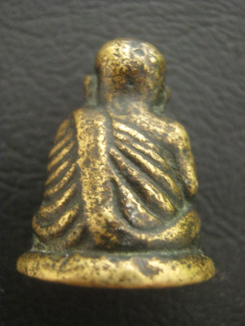 หลวงพ่อเงิน ช.อุมหาลาภ ปี 2537