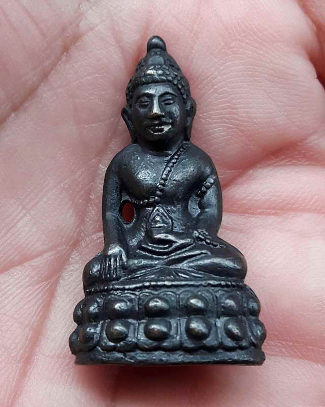 พระกริ่งโสฬส มปร. ปี 2515 วัดราชประดิษฐ์ ในหลวงทรงเสด็จเททอง หลวงปู่ทิมเสก