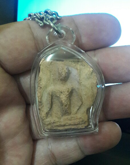 พระบ้านกร่าง พิมพ์หน้าเทวดาเส้นซุ้มเดี่ยว สุพรรณบุรี 