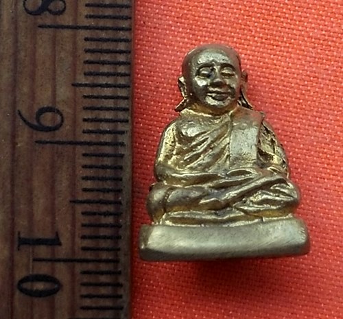 เริ่ม 10 บาท กับ รูปหล่อหลวงพ่อเงิน …E427