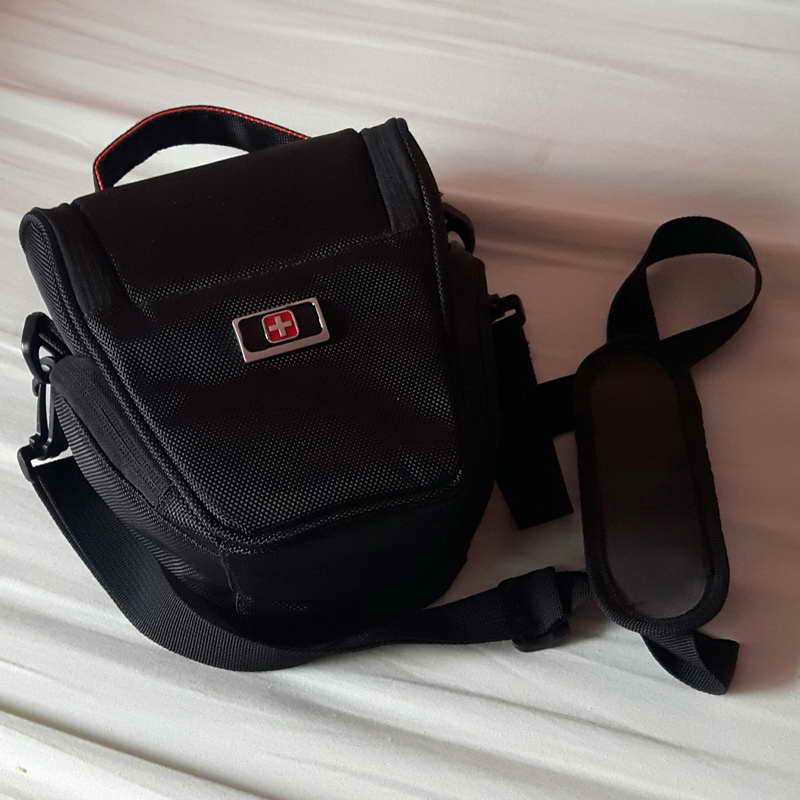 กล้องถ่ายรูปดิจิตอล CANNON SX 410 SI พร้อมกระเป๋าอย่างดี