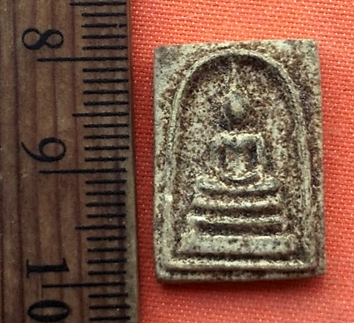 เริ่ม 10 บาท กับ พระสมเด็จ เนื้อผง …E513