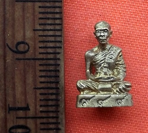 เริ่ม 10 บาท กับ รูปหล่อพระเกจิ  …E544