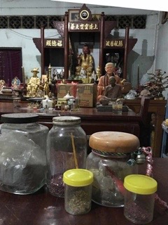 หลวงพ่อเงิน พุทธโชติ เลข3479 “นั่งตั่ง” รุ่นเศรษฐีเงินล้าน วัดยางโพน อ.วชิรบารมี จ.พิจิตร