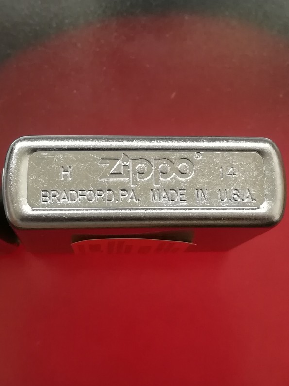 Zippo 14 แท้ USA. สภาพเกือบ 100 % ไม่แพงครับ