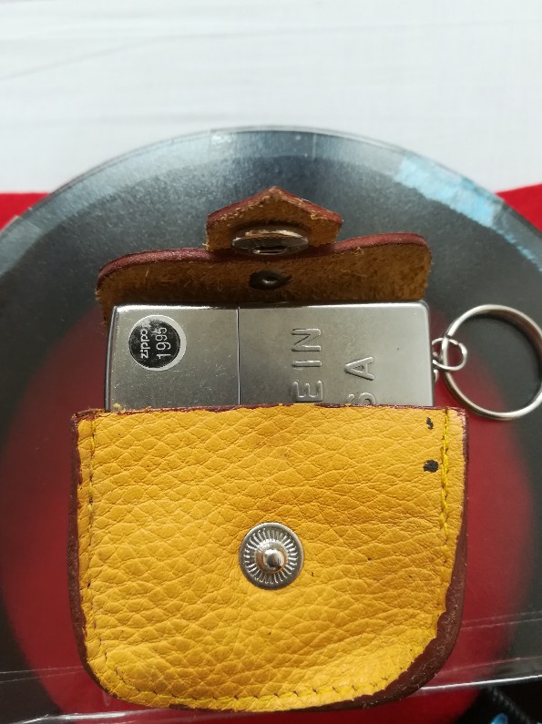 Zippo 14 แท้ USA. สภาพเกือบ 100 % ไม่แพงครับ