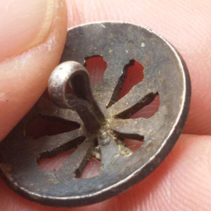 เม็ดกระดุม เงินลงยา มธก.