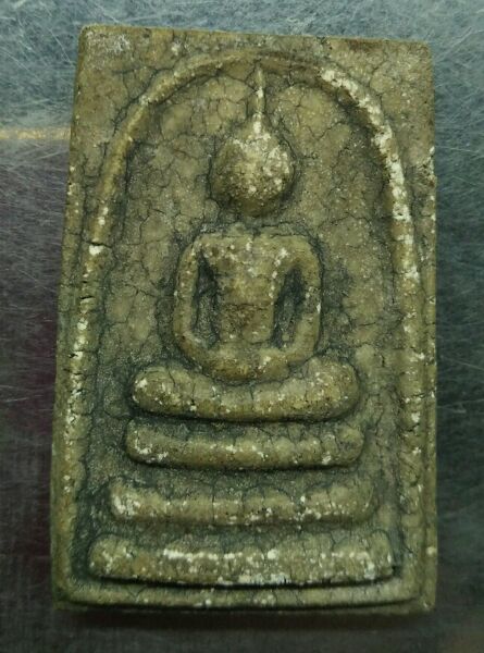 พระสมเด็จพิมพ์ไกเชอร์หลวงปู่นาค วัดระฆังเก่าๆสวยๆครับ