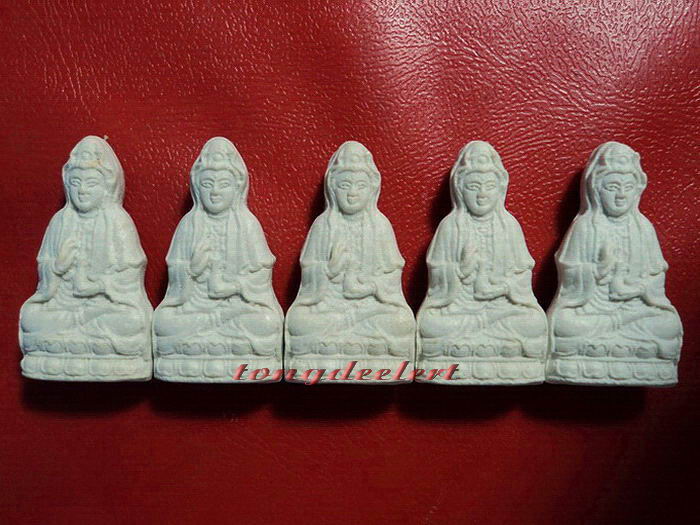 เจ้าแม่กวนอิม ญสส. สมเด็จพระญาณสังวรฯ วัดบวรนิเวศวิหาร รุ่นแรก สวยมากค่ะ