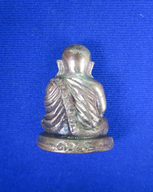 รูปหล่อหลวงพ่อเงิน วัดบางคลาน 39