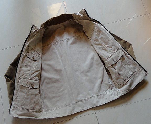 แจกเกด GAP ของแท้ ใส่ได้ทั้ง2ด้านครับ สีเข้มด้านนึงอีกด้านสีอ่อน