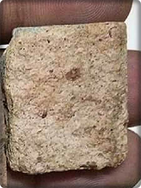 พระแผงตัด กรุวัดกระชาย อยุธยาทีเดียว2องค์ ตัวจริงเสียงจริงครับ พระสบการณ์ หายห่วงครับบบ