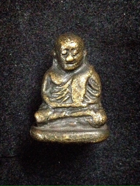 รูปหล่อ พิมพ์ขี้ตาห้าชาย