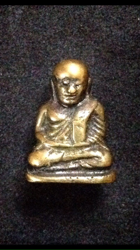 รูปหล่อหลวงพ่อเงิน วัดบางคลาน พิมพ์นิยม