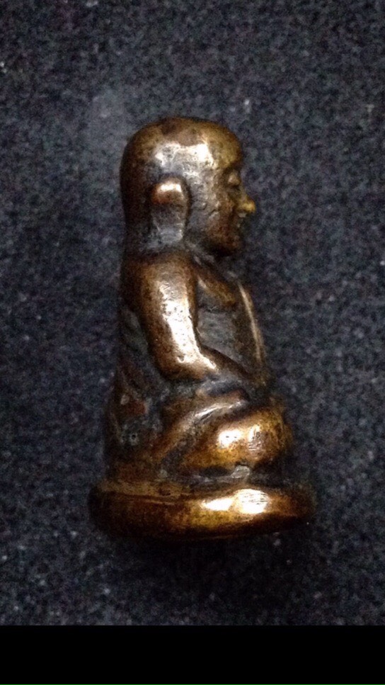 หลวงพ่อเงิน วัดบางคลาน พิมพ์นิยม