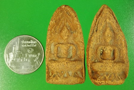 พระซุ้มทอง กรุเจดีย์กลางทุ่ง จ.อยุธยา 2 พิมพ์ คัดสวยมาก