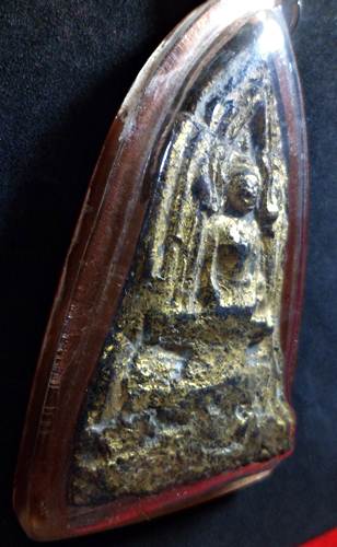 พระโคนสมอ พิมพ์ปางสมาธิปิดทองทั่วองค์ เปิดให้บูชาเลี่ยมกันน้ำพร้อมใช้พร้อมใช้ราคาเบา