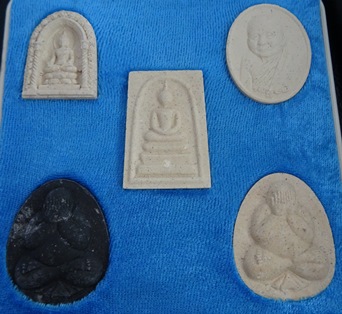 ญสส รุ่น 100 พระชันษา 3 ตค 2556 ชุด 5 องค์ 