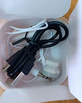 เครื่องเล่น MP3 Multimedia Player เคาะเดียว