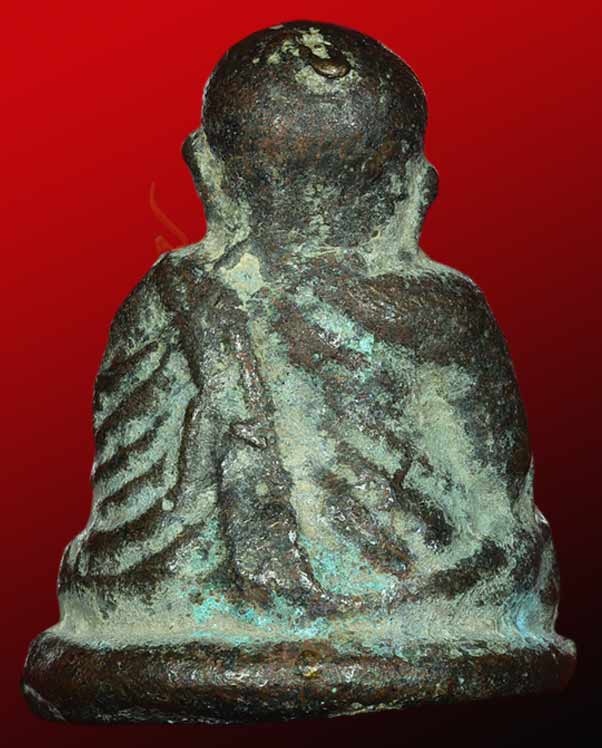 รูปหล่อ หลวงพ่อเงิน วัดบางคลาน รุ่นปืนแตก เนื้อพระบูชาเก่า วัดคงคาราม อ.โพทะเล จ.พิจิตร 