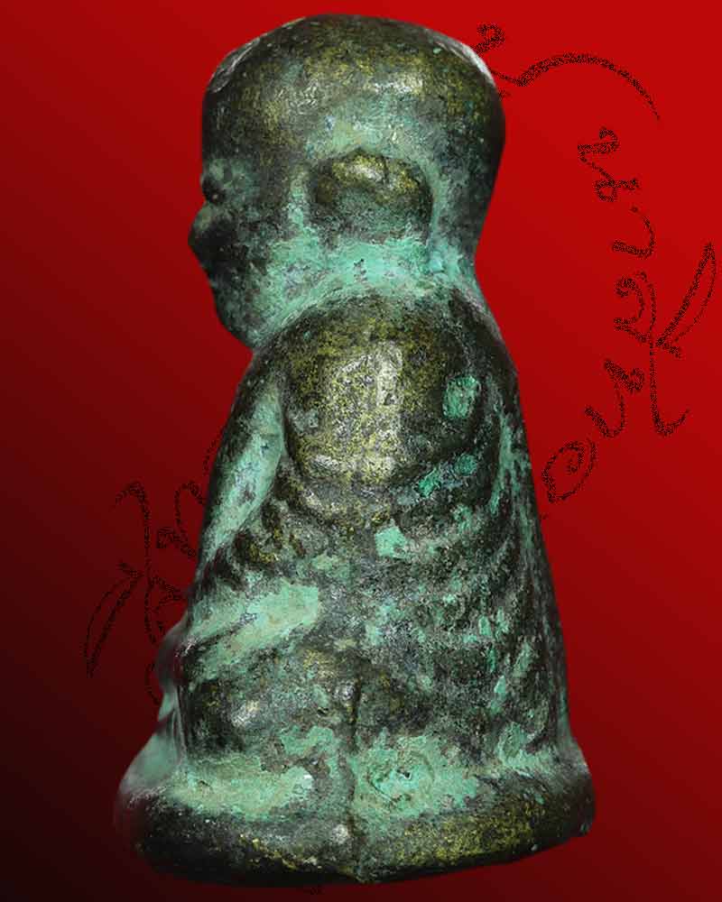 หลวงพ่อเงิน วัดบางคลาน รุ่นปืนแตก พิมพ์ เศียรโต นิยม วัดคงคาราม อ.โพทะเล จ.พิจิตร