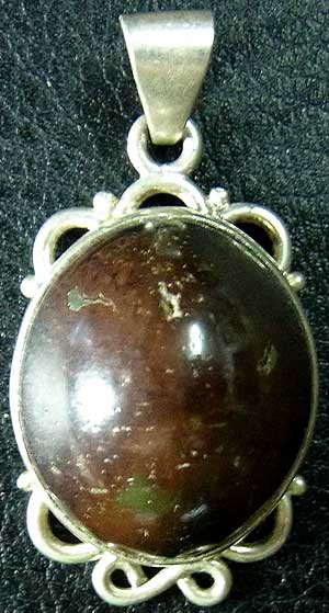 *จี้หินธรรมชาติ เลี่ยมเงินแท้*