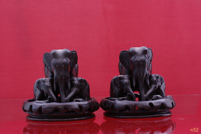 ช้างคู่ลูกช้าง จัดให้ 2 ชุด