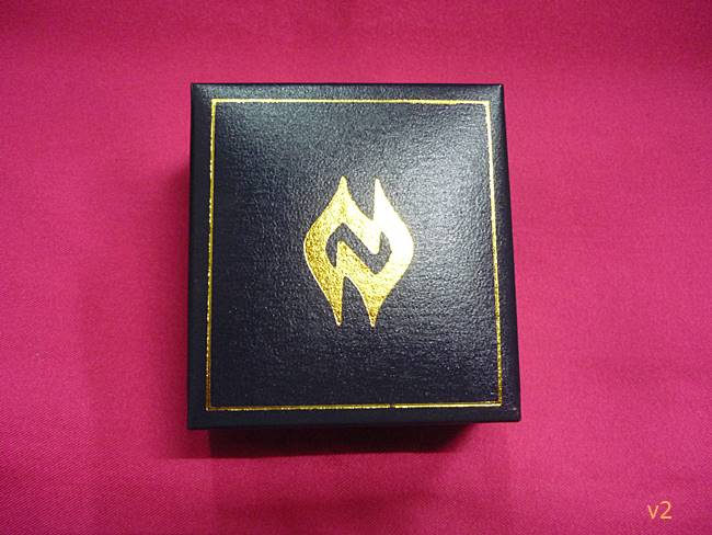 เหรียญหลวงพ่อโสธร รุ่นนวธนกิจ เนื้อเงิน ผิวเดิม ๆ สภาพสวย พร้อมกล่องเดิม