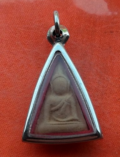 เริ่ม 10 บาท กับ พระเนื้อดิน หลวงปู่บุดดา  …G29